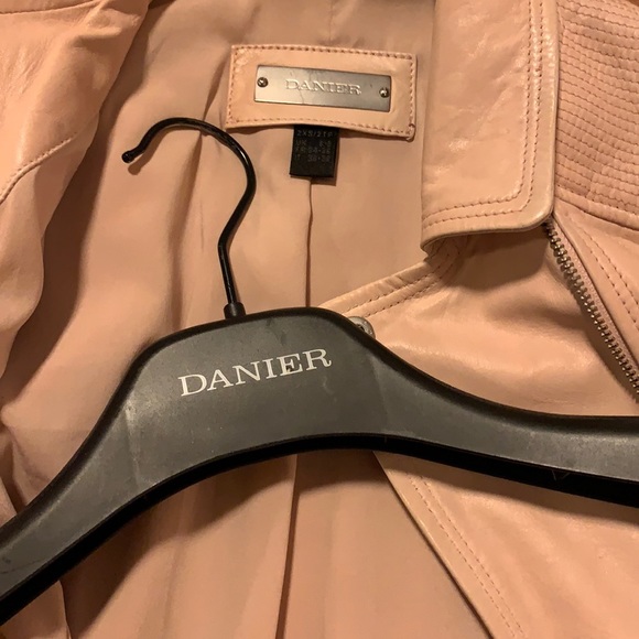 Danier Blush Pink Leather Jacket 2XS XXS - Picture 10 of 13